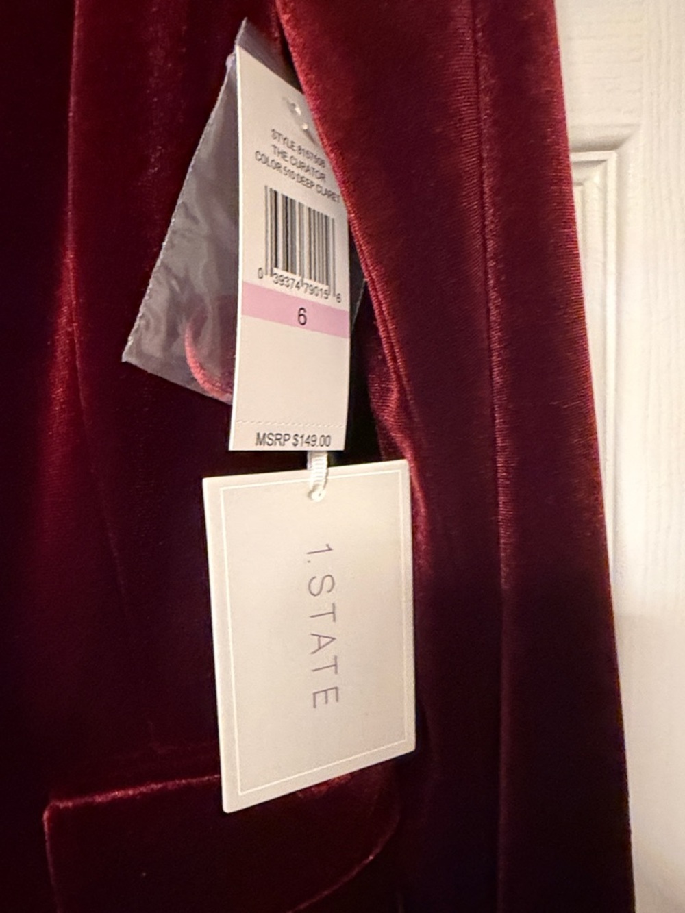 Deep Burgundy Velvet Single-Button Blazer - Picture 3 of 6